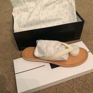 dolce vita dana flip flop